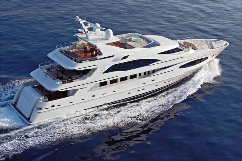 luxury-yacht-rental-on-Bosphorus